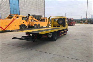 扎兰屯非事故拖车