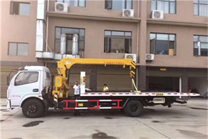 扎兰屯附近汽车轮胎更换